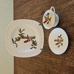 Alfred Meakin England Bewick's Wren #18 Square Luncheon Plate, Cup and Saucer